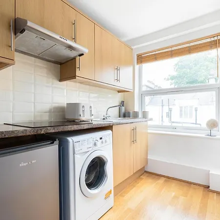 The Paddington Studio Apartment